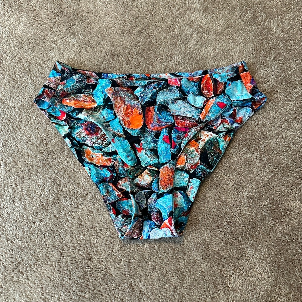 Fused Hawaii high waisted bottoms